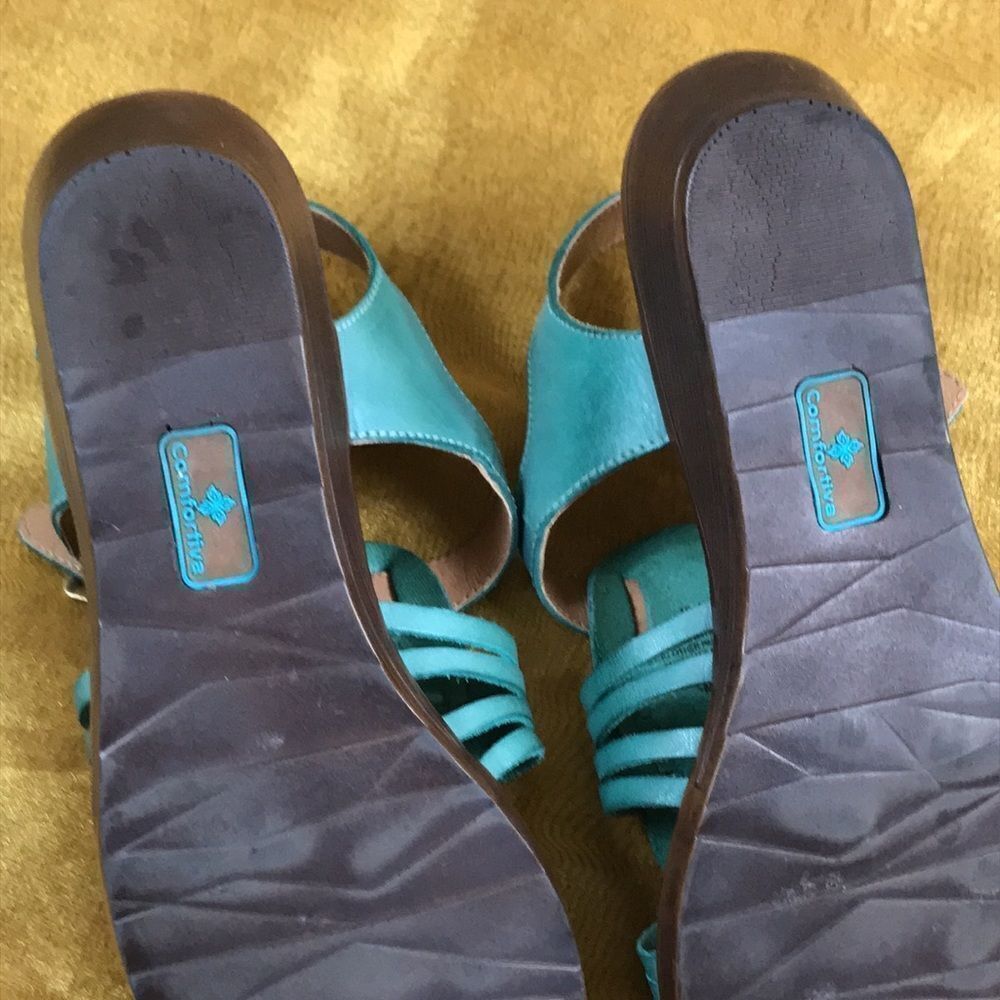 Comfortiva Leather Sandals Made in Mexico. - Picture 9 of 12